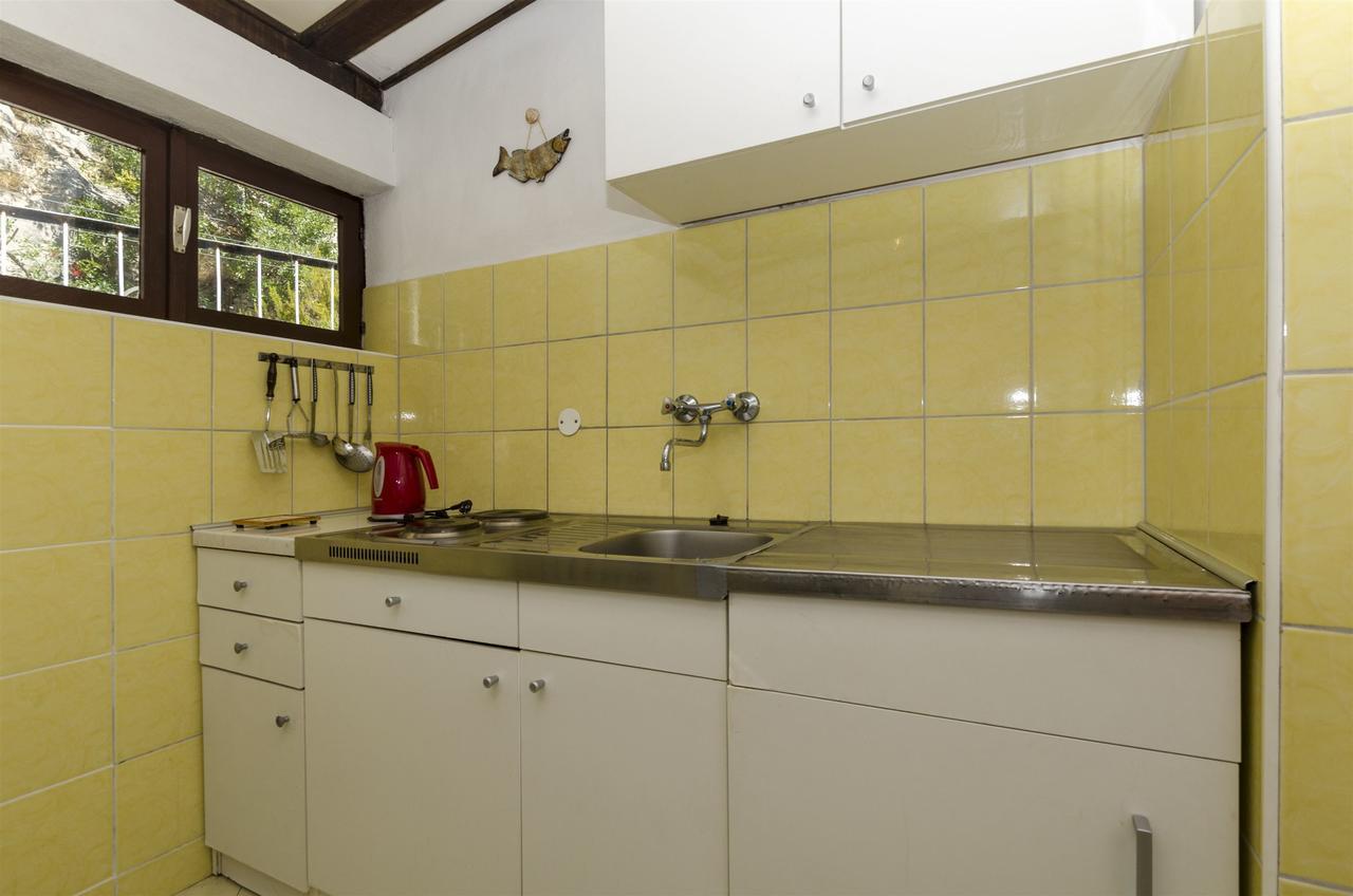 Apartment Boris Gornja Brela Exterior photo